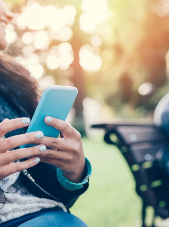 ¿Es esta la cita de Tinder más surrealista del mundo? (Incluye heces y bomberos)