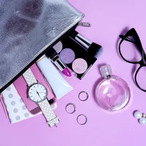 Los productos de belleza multiusos que querrás llevar siempre contigo