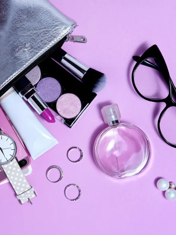 Los productos de belleza multiusos que querrás llevar siempre contigo