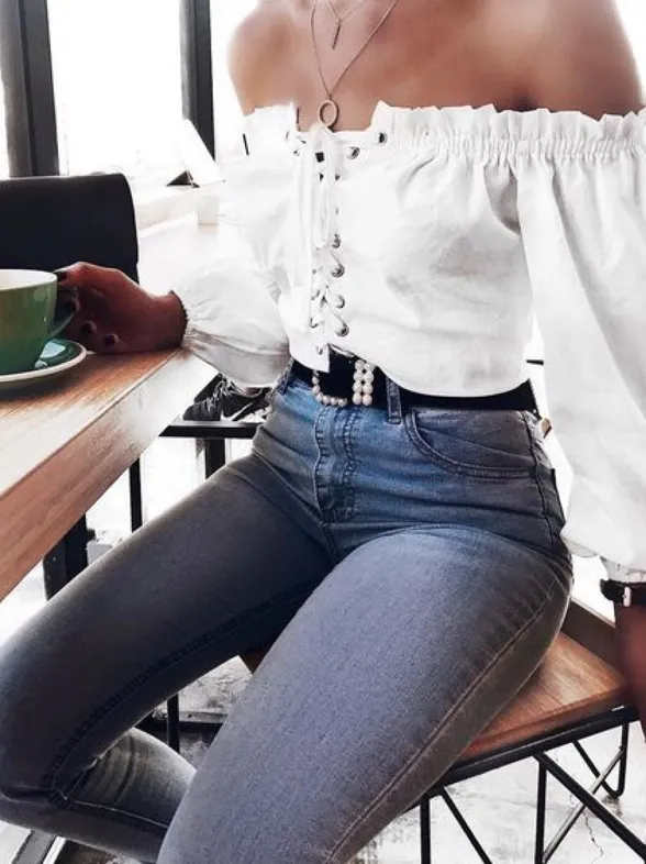 Tendencias que duran y duran: larga vida a los tops "off the shoulders"