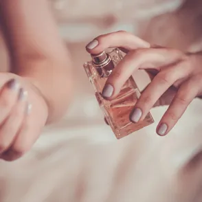 Fragancias frescas: cómo elegir la que mejor va contigo