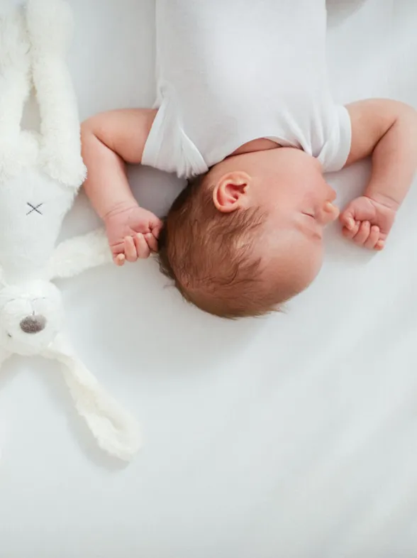 ¿Cómo elegir bien el colchón para la cuna de tu bebé?