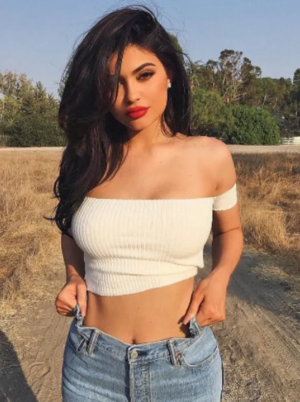 ¡El clan Kardashian se hace grande! Kylie Jenner, embarazada de una niña