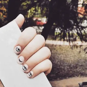 La manicura a lo Chiara Ferragni que tú también querrás llevar