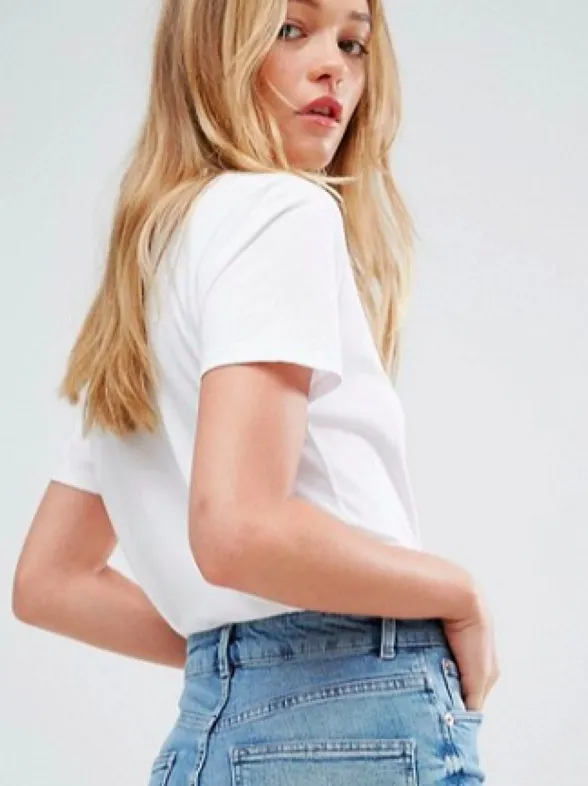 Los tanga jeans, la prenda más WTF que hemos visto en mucho tiempo
