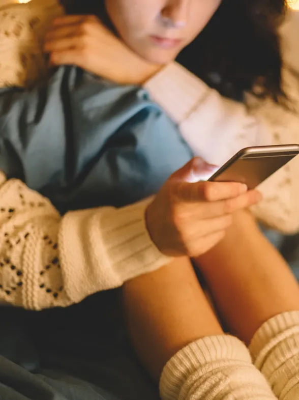 Los peligros del "sexting" para los adolescentes: cómo actuar