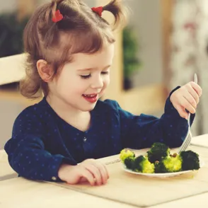 Alimentación saludable: la importancia de empezar cuando son pequeños