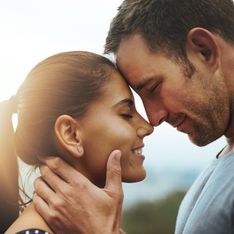 7 cose da fare con il tuo ragazzo che sono molto più intime del sesso