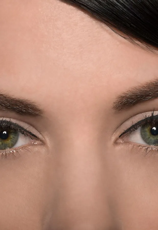 Simpel en snel: de tutorial voor perfecte wenkbrauwen