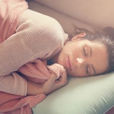 La tecnica semplice per addormentarsi in 1 minuto basata solo sul respiro