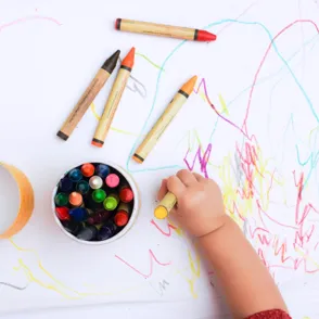 Kinderzeichnungen: Was sie bedeuten und wie du sie lesen kannst