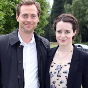Claire Foy y Stephen Campbell anuncian su separación después de 4 años de matrimonio