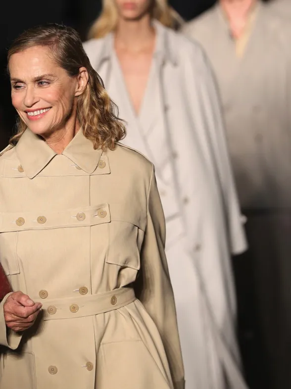 Cuidados de belleza senior: cómo conseguir la piel de Lauren Hutton