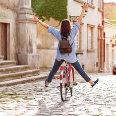Aprovecha el buen tiempo y muévete en bici: ¡descubre sus beneficios!