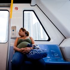 A Paris, une femme accouche dans le RER et interrompt tout le trafic