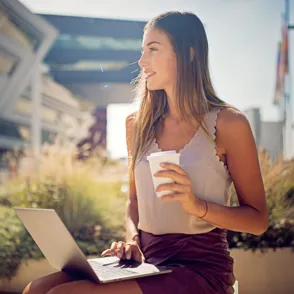 5 tips para elaborar tus looks de trabajo en verano