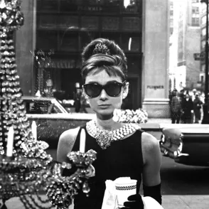 Madrid acoge una exposición con las gafas más emblemáticas del cine