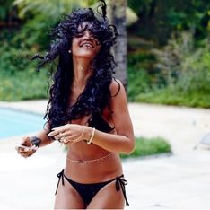 Rihanna : So sexy en bikini au Brésil (photos)