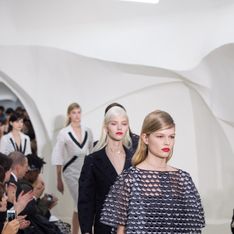 Christian Dior : le défilé Haute Couture Printemps-Eté 2014 en vidéos