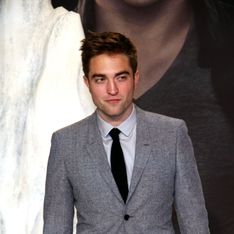 Robert Pattinson : Bye Bye la saleté, Hello la routine beauté !