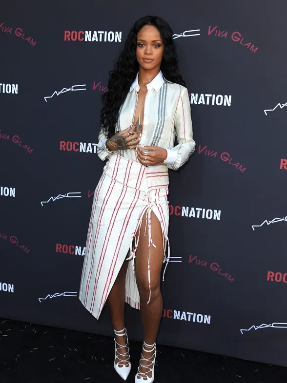 Rihanna releva a Nicki Minaj como imagen de Viva Glam