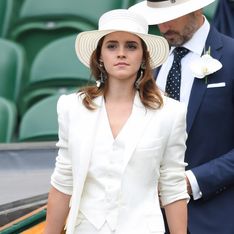 Emma Watson, canon dans un costume trois pièces blanc à Wimbledon
