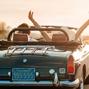 Increíble pero cierto: las 30 señales más raras de la carretera