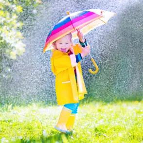 ¡Que llueva, que llueva! 10 paraguas adorables para los más pequeños