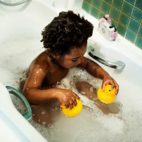 La hora del baño en los niños, cómo convertirlo en un momento divertido
