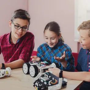 Descubre los beneficios de los juguetes de robótica y mecánica para niños