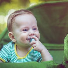 C'est prouvé ! Sucer la tétine de bébé pour la nettoyer réduit les risques d'allergies