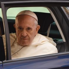 Le pape François redoute une mode de l'homosexualité au sein de l'Eglise et fait polémique