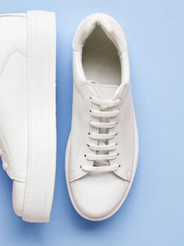 Kalte Füße? So kannst du deine Sneaker im Winter tragen, ohne zu frieren