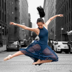 Combina el ballet con el fitness para adelgazar y ganar fuerza muscular