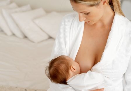 Le lait maternel, différent selon le sexe du bébé