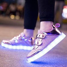 Las zapatillas luminosas más top por menos de 30€