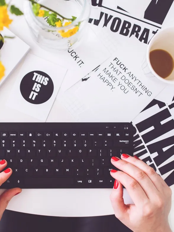 Netzwerken im Job: Diese Frauen-Initiativen pushen deine Karriere