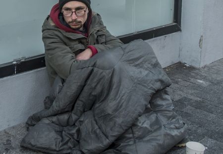 En Lorraine, 150 sans-abris vont recevoir une veste adaptée à leurs besoins