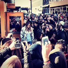 Khloé Kardashian : Un manteau de fourrure pour faire passer le message (Photos)