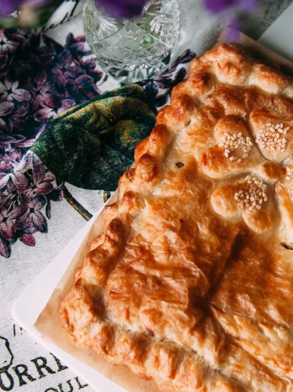 Receta de empanada de bacalao y verduras, ¡una auténtica delicia!