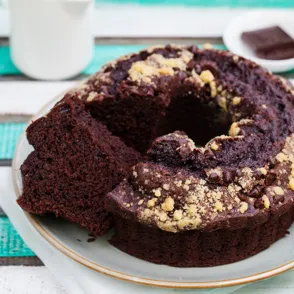 Bizcocho de chocolate: la receta que endulzará tus meriendas