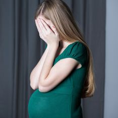 Déni de grossesse : Elle se réveille avec un baby bump et accouche quelques minutes après !