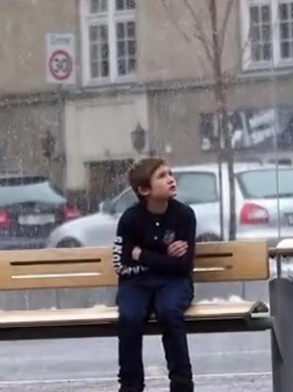 ¿Qué harías si ves a un niño en la calle tiritando de frío?