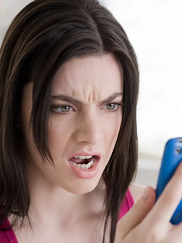 The "Facebook Cleavage" Subreddit is Real and It's Beyond Gross
