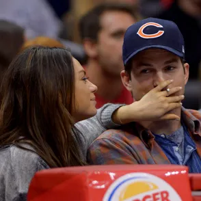 Mila Kunis y Ashton Kutcher esperan su primer hijo