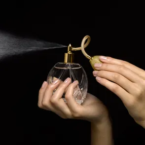 ¿Eau de quoi? Los perfumes más extravagantes del mercado