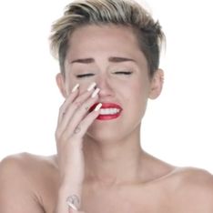 Miley Cyrus : La chanteuse en deuil et dévastée