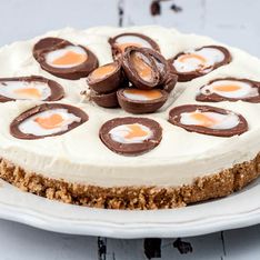 16 Delicious (And Disgusting) Ways To Eat A Cadbury's Creme Egg