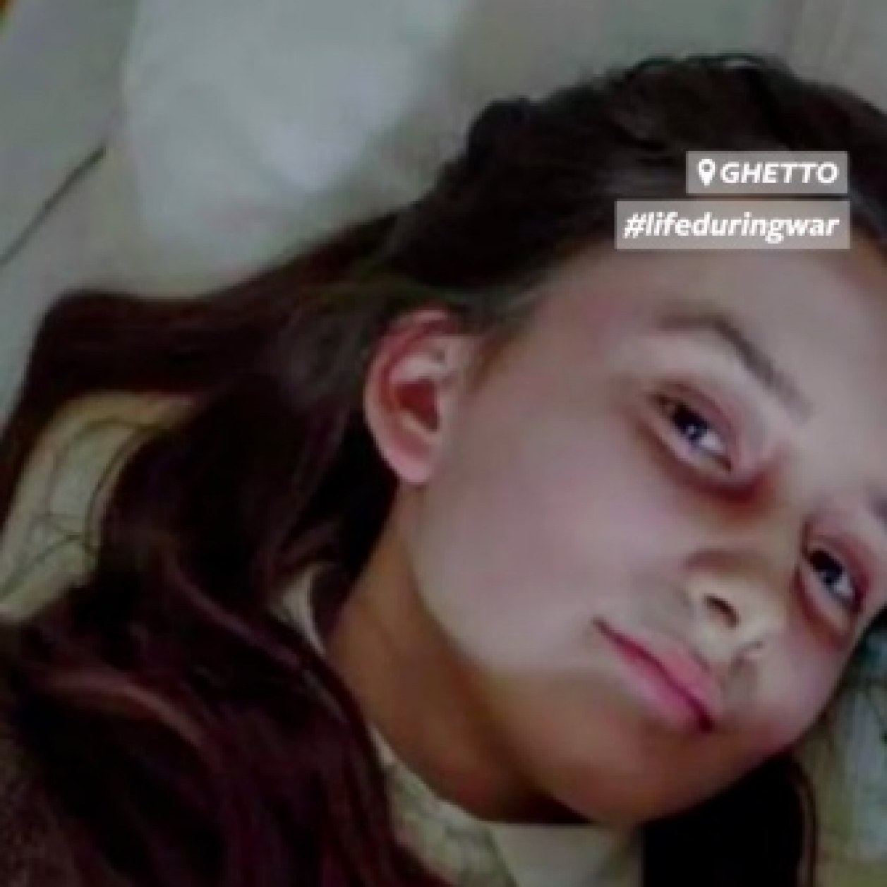 Ce compte Instagram retrace la vie d'une adolescente victime de la Shoah en stories