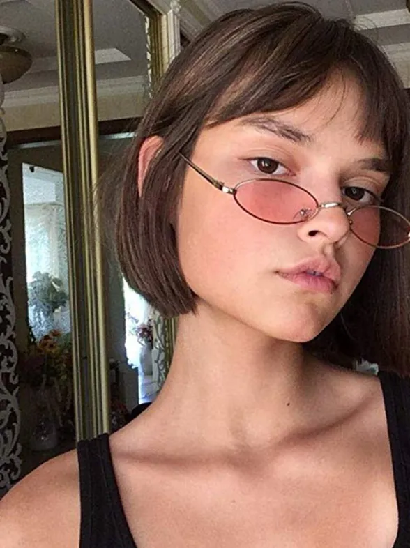 Los accesorios tendencia de esta temporada para combinar con pelo corto